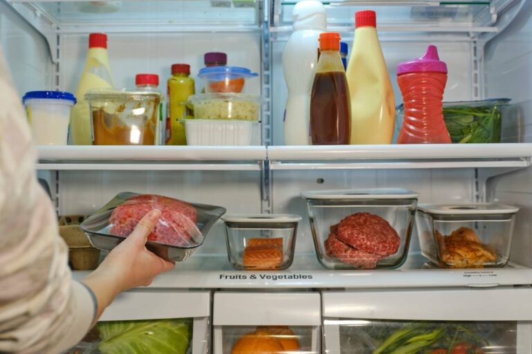 Geladeira consumindo muita energia? Este ajuste simples pode reduzir sua conta em até 30%